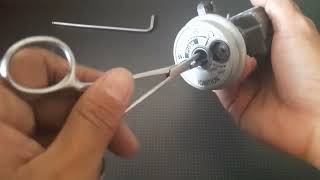 quick and easy removing broken key inside the ignition switch yamaha MIO i 125