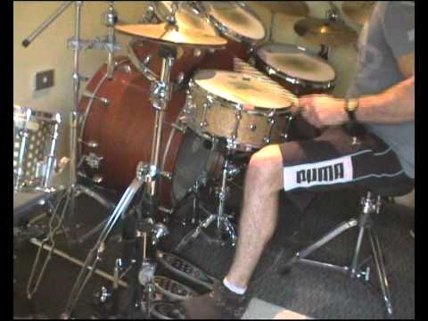 Crazy polyrhythm 3  x foot parradiddles/ single parradiddle hands 3over4 feel