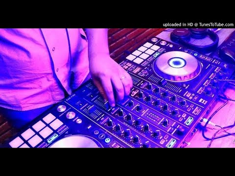 Midnight City   M83 Vs The Chainsmokers  Paris