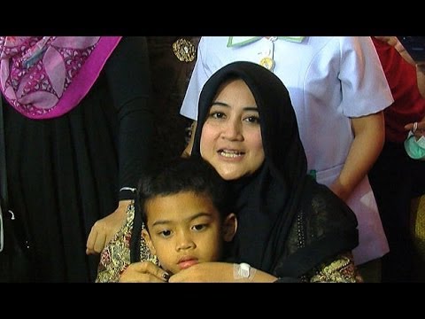 Umi Pipik Keluar Dari Rumah Sakit - Intens 25 Juni 2014