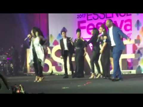 Kim Burrell's Surprise Performance at Essence Fest!