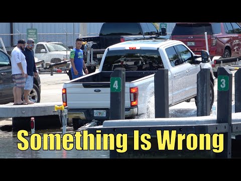 Something Is Wrong The Are Stuck!! | Miami Boat Ramps | Black Point Marina