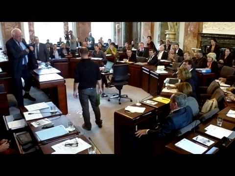 30 Silberlinge im Tiroler Landtag 22.10.13 -Van Staa bückt sich ...