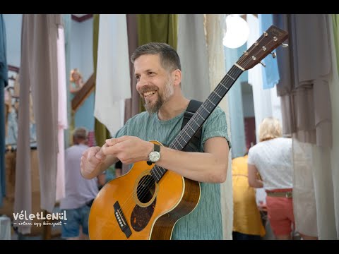 Hétköznapi x Véletlenül írtam egy könyvet