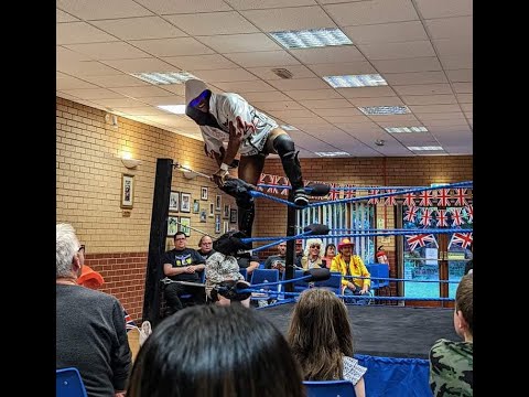 The Royal Bash - George Lydon vs Man Like Deriess