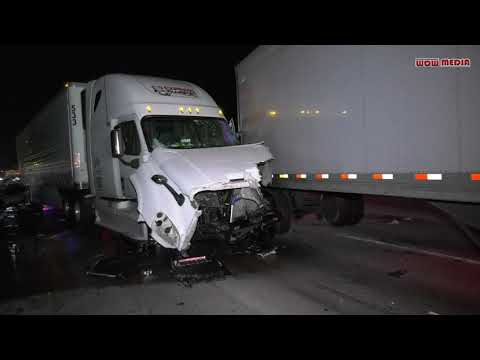 2 Big Rigs Crash Into Each Other 1 Car Under The Rig