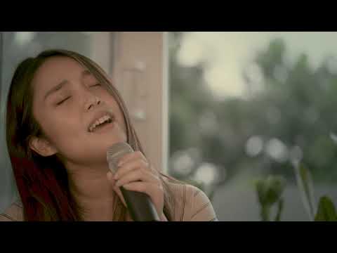 NEIDA - YANG LALU HANYA DEBU - LIVE ACOUSTIC SESSION