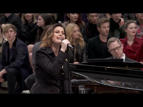 Alison Moyet - Whispering Your Name (Live)