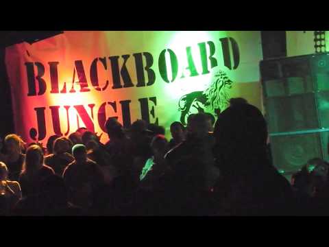 Blackboard Jungle play natural ness : Paris dub station 35