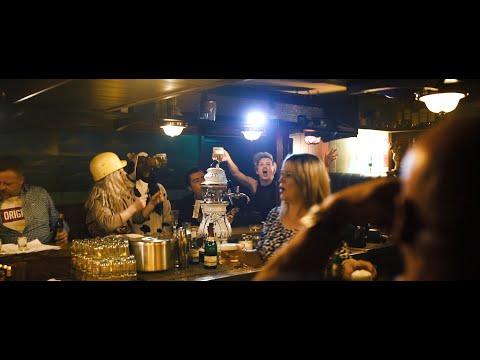 Deine Cousine - Freund oder Feind (Offizielles Video)