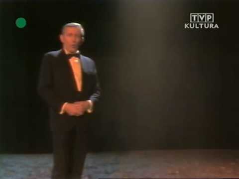 Andrzej Hiolski sings / chante / śpiewa Karłowicz