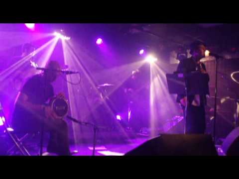 15/16 - L'Auvergnat - Brassens - HK et les Déserteurs - Concert au Nomad' Café de Marseille