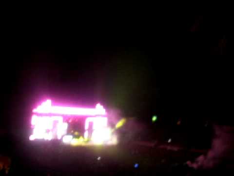 Deadmau5 Ft. Kaskade - I Remember  Live at EDC 2010