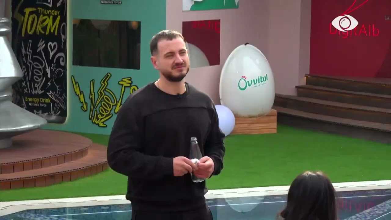 “Bëhuni katër veta…”/ Vazhdon debati Xumi-Gjesti: Mos e fut atë në muhabet