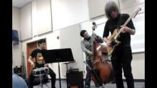 Mike Stern playing Autumn Leaves