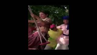 Download lagu Aaya Savan Jhoom Ke mp3 Download lagu Aaya Savan Jhoom Ke mp3