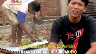 Download lagu Ronal Tongkong - Rumah Sudah Tukang Babuang mp3
