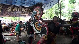 Download lagu Jathilan Suwito Raharjo Babak 4 (Soreng) Live Senuko Sidoagung Godean Sleman 25 Februari 2018 mp3