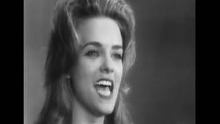Connie Smith--I Can&#39;t Remember, If I Talk To Him, 1965 TV