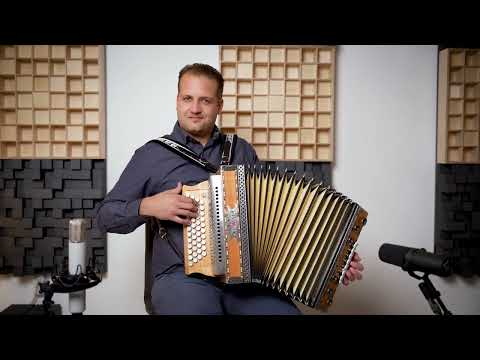 Country Roads mit René Kogler | Steirische Harmonika