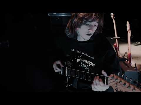 MK GEE onstage interview. Mike's showing his Gear before Concert [4K Live]