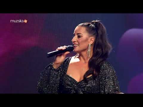 Botló Szilvia - Megyek az úton /Felvidéki Mulatós Show - MUZSIKA TV/