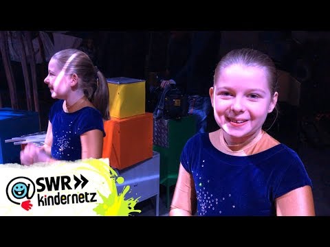 Katie wartet auf ihren Auftritt bei Holiday on Ice! | Dein großer Tag