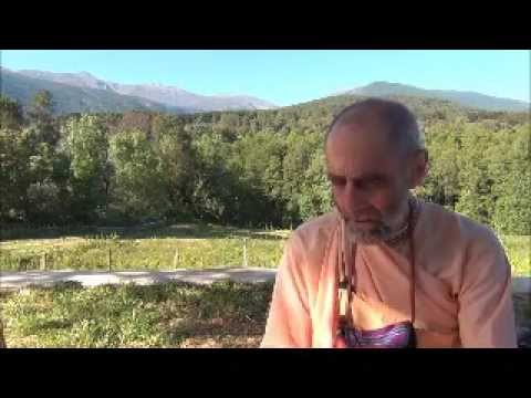 S.S. Hanuman Presaka Swami en Navalakunda, España. (04.05.2013)