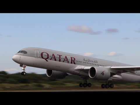 QATAR AIRWAYS A350 - UP CLOSE TAKE OFF