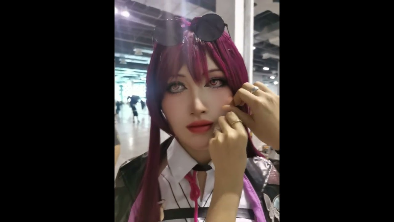 Face Off? Kafka Cosplay In A Silicone Mask | Molly2 by MoliFX