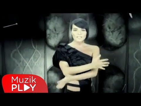 Bengü - Sırada Sen Varsın (Official Video)