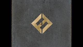 Foo Fighters - Concrete and Gold [SIX NEW LIVE SONGS INCLUDING ARROWS]