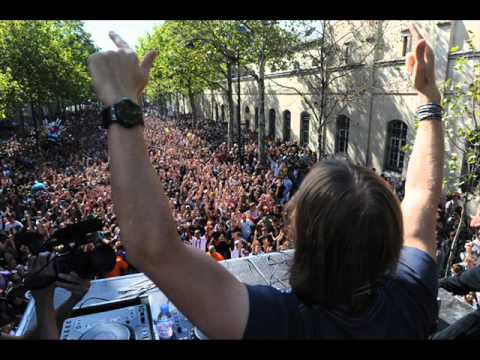 David Guetta Vs. Eric Prydz - Paris Vs. Pjanoo (Breakdawner Smash-Up)