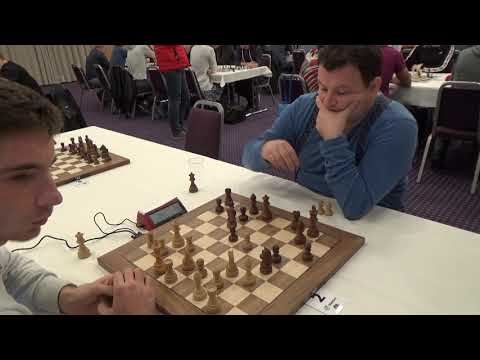 BLITZ CHESS: Daniels Bogorods - GM Daniel Fridman, London system