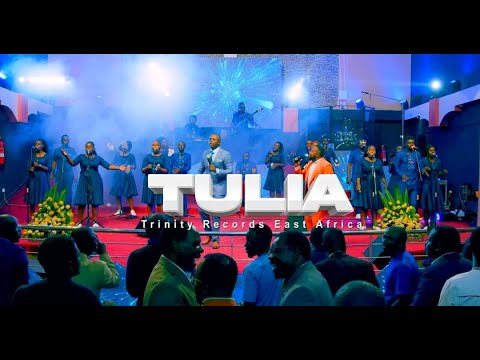 FRED OMONDI  FT  PST TUMAINI - TULIA [Live Recording]