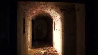 preview picture of video 'A walk around Leenan Fort, Co. Donegal, Ireland - old spooky abandoned derelict army base'