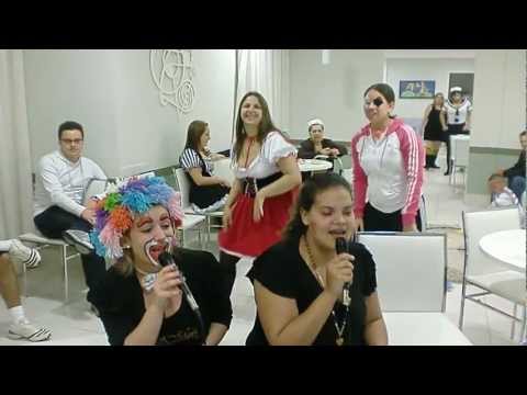 Pente fino e Piolho - Biquini de bolinha amarelinha