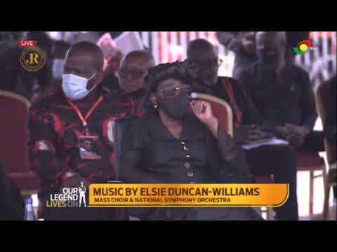Elsie Duncan-Williams performs at Rawlings’ burial service
