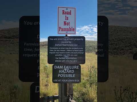 Sign entering the road.