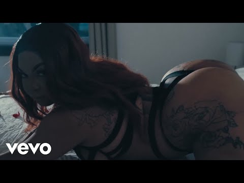 DynamiQ - Hold On Me