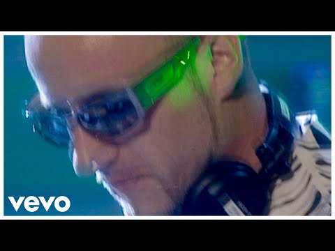 Funkstar De Luxe - Sun Is Shining ft. Bob Marley