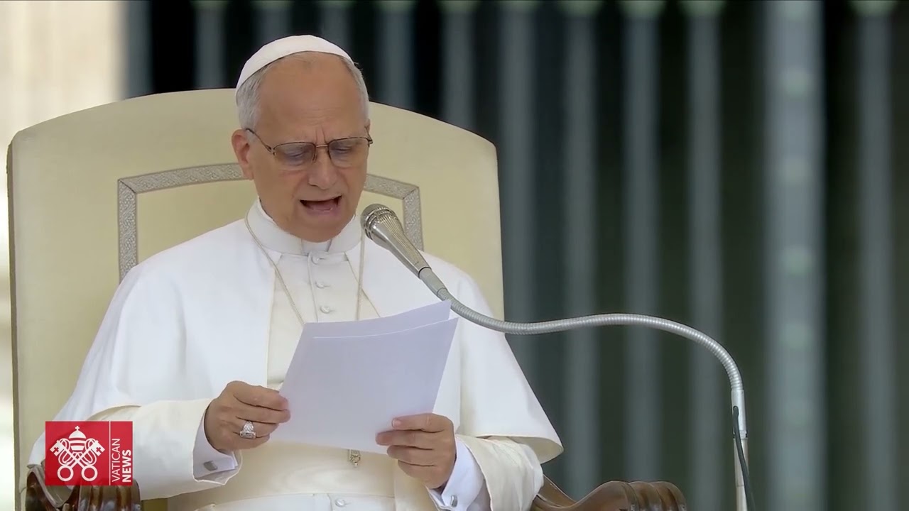 Papież wzywa do odmawiania różańca przez cały październik, w intencji pokoju...