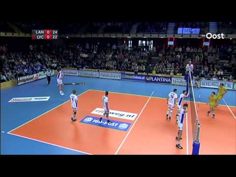 Landstede Volleybal voor derde keer op rij landskampioen