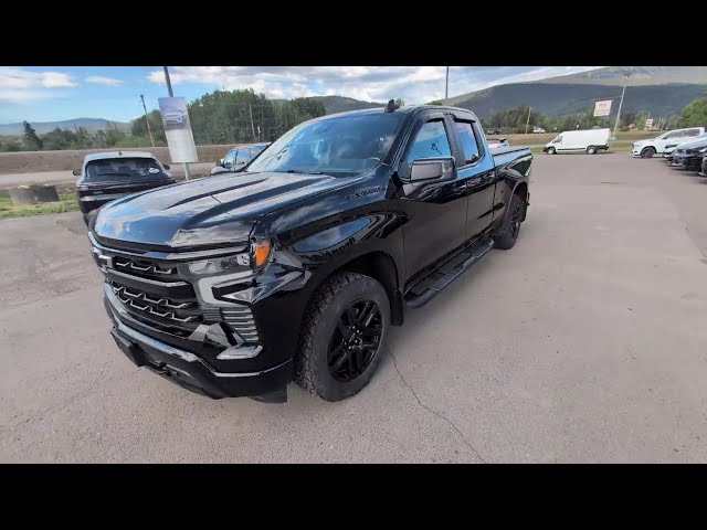 2022 Chevrolet Silverado 1500 Double Cab Standard Box 4-Wheel Dr in Cars & Trucks in Smithers