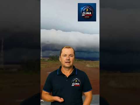 🌩️ CÉU IMPRESSIONANTE NO PARANÁ! NUVEM DE TEMPESTADE CHAMA A ATENÇÃO EM MATO RICO