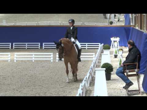 11 Julia Bögner Do it later H - www.equideo.tv