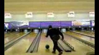 preview picture of video 'Ledan Tenpin champs-21st December2007-Video by Abdul'