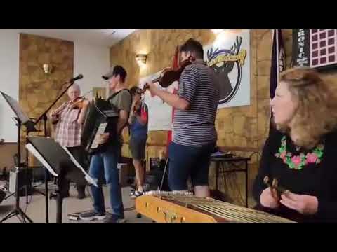 Ukrainian Wedding March (Elks Hall Vegreville Ab)