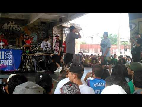 Crizin vs Lelê - Duelo de Mc's