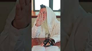 שער הביטחון | סבב שני - פרק 72 (הרב יגאל כהן) - התמונה מוצגת ישירות מתוך אתר האינטרנט יוטיוב. זכויות היוצרים בתמונה שייכות ליוצרה. קישור קרדיט למקור התוכן נמצא בתוך דף הסרטון